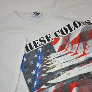 Vintage 9-11 Memorial "These Colors Don't Run" T Shirt Adult Size 2XL